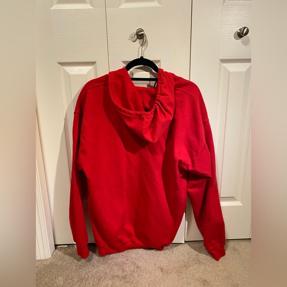 Oversized Red Zip-Up Sweater - Picture 2 of 3
